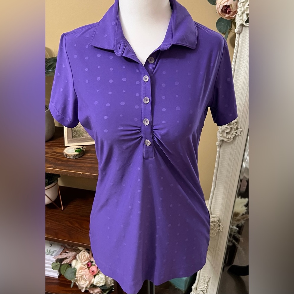 Nike Golf Tour Performance Short Sleeve Shirt.